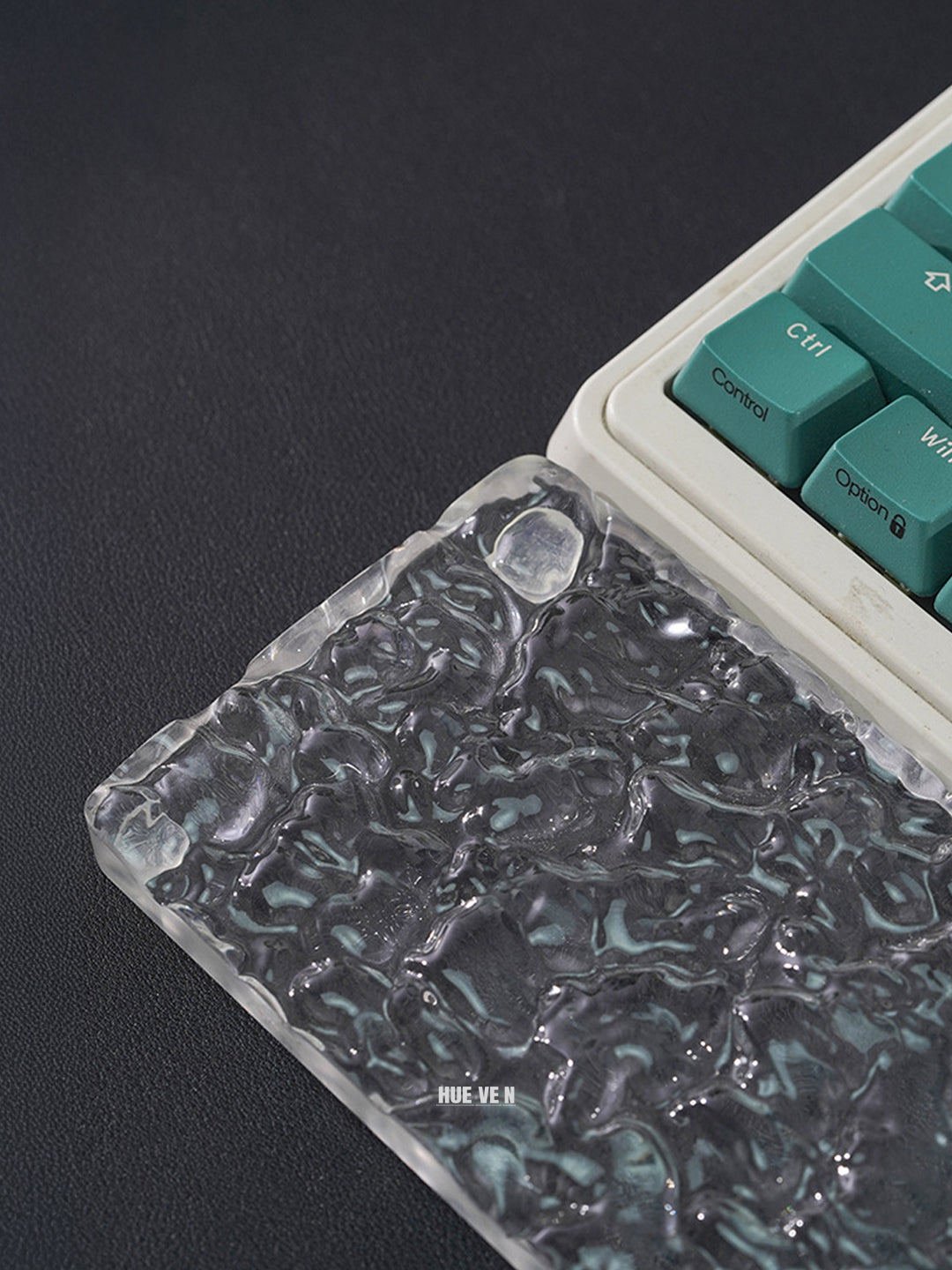 Ripple Wrist Rest